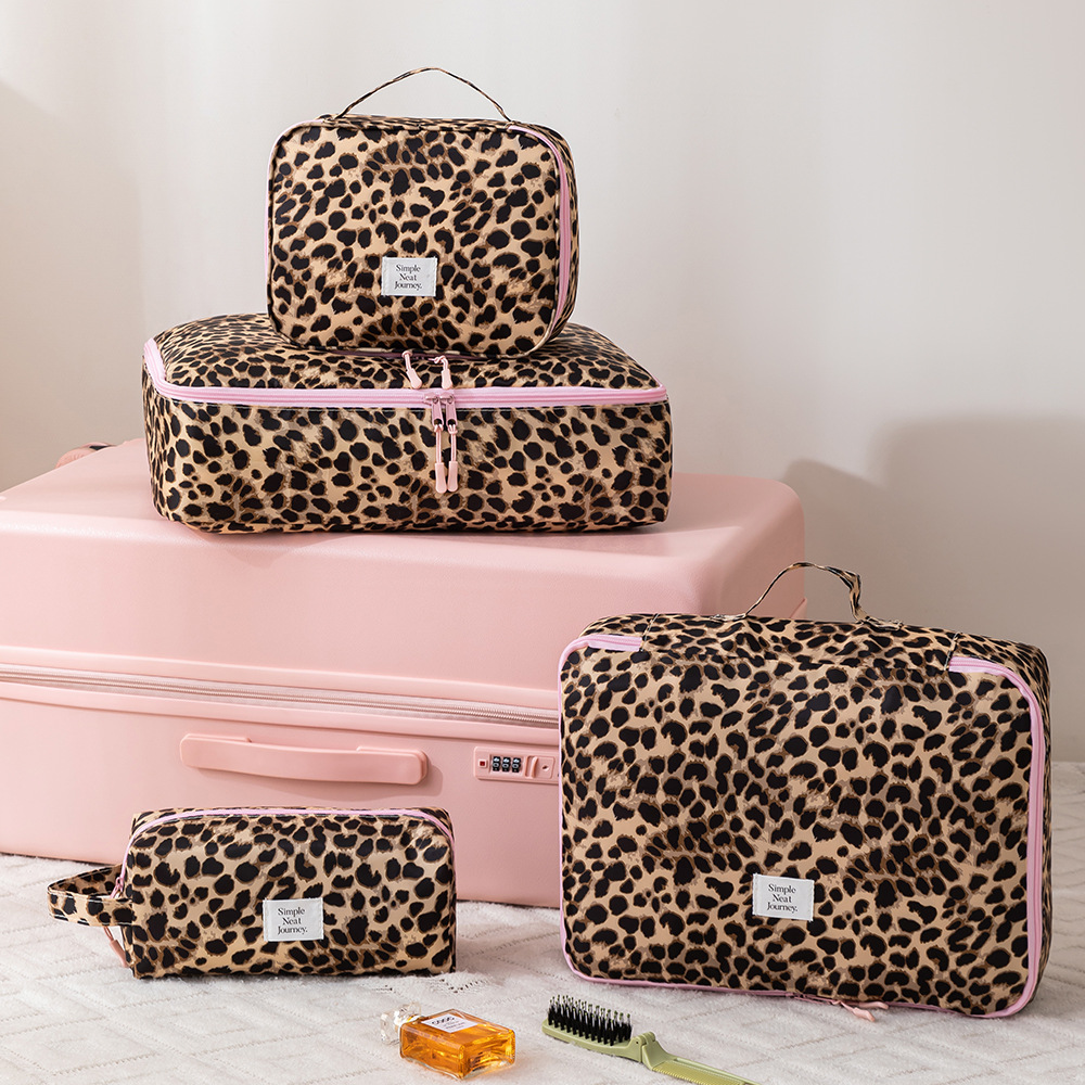Leoparden-Make-up-Tasche, Toil – Travel Accessories Organiser Bewertung und Preis