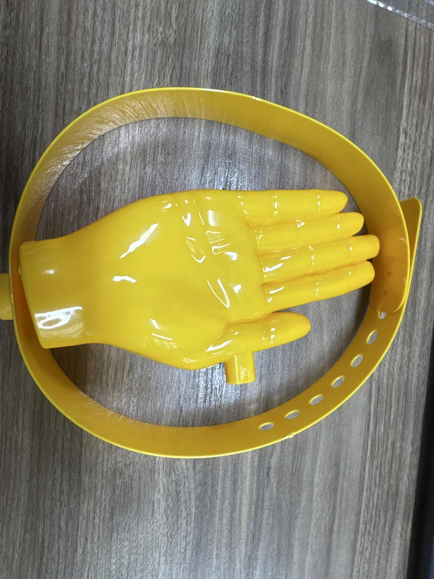 1 Stück 3D-Handform-Sonnenschu – Travel Accessories To Gift Bewertung und Preis